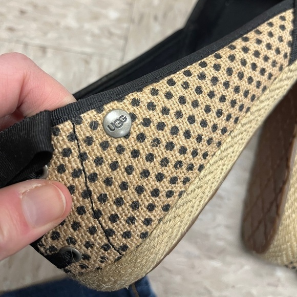 Ugg Indah Burlap Slip On Flat - Picture 9 of 11